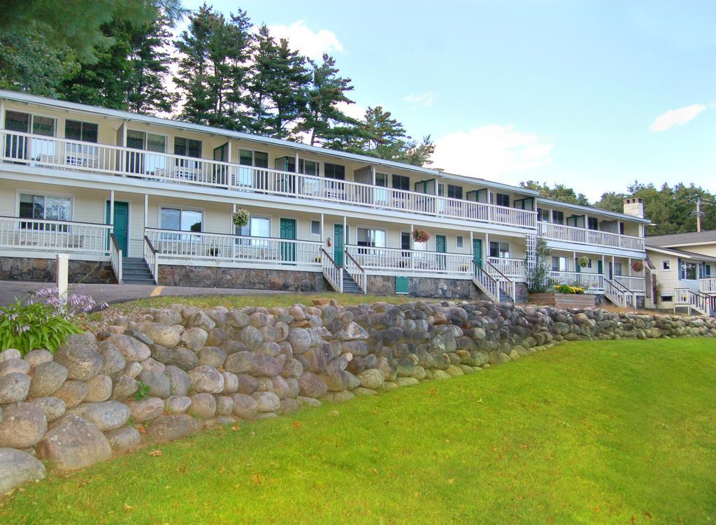 Inn On The Hill Lake George Esterno foto