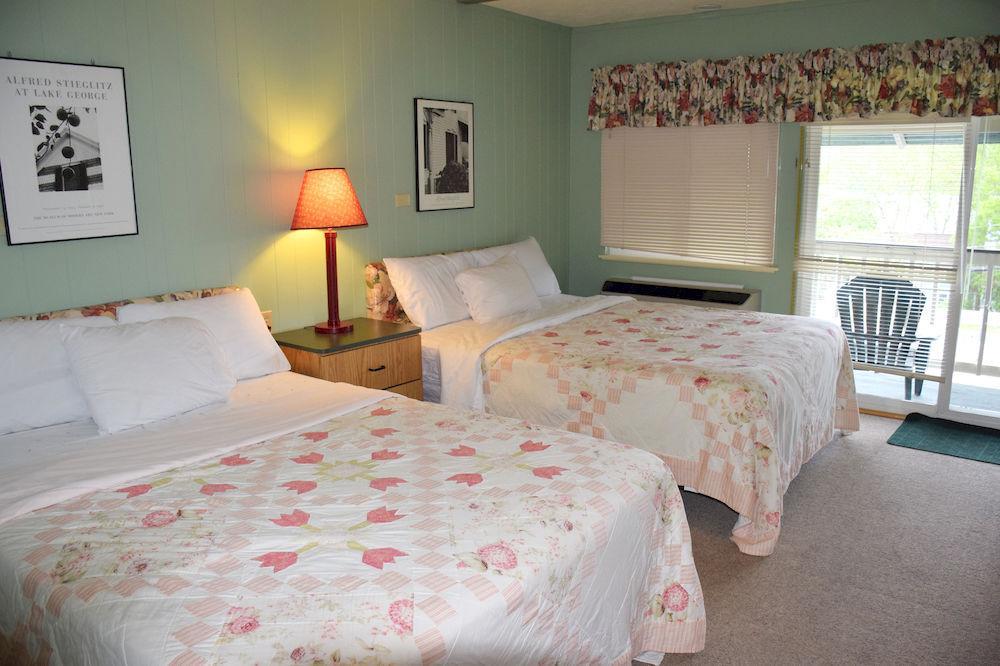 Inn On The Hill Lake George Esterno foto